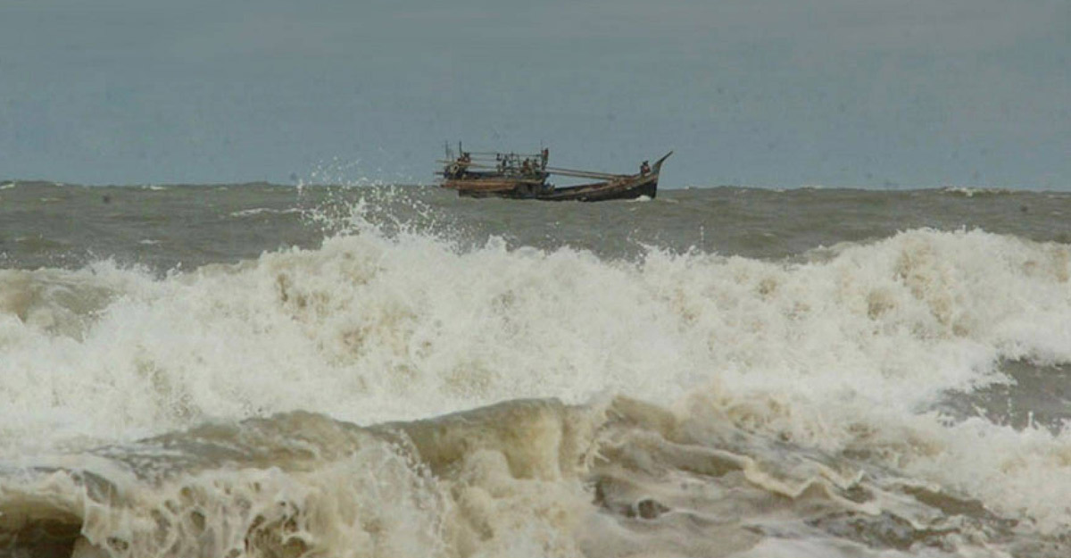 ঘূর্ণিঝড় ফিনজালের প্রভাবে আগামী শনি ও রোববার উপকূলীয় অঞ্চলে হালকা বৃষ্টি হতে পারে