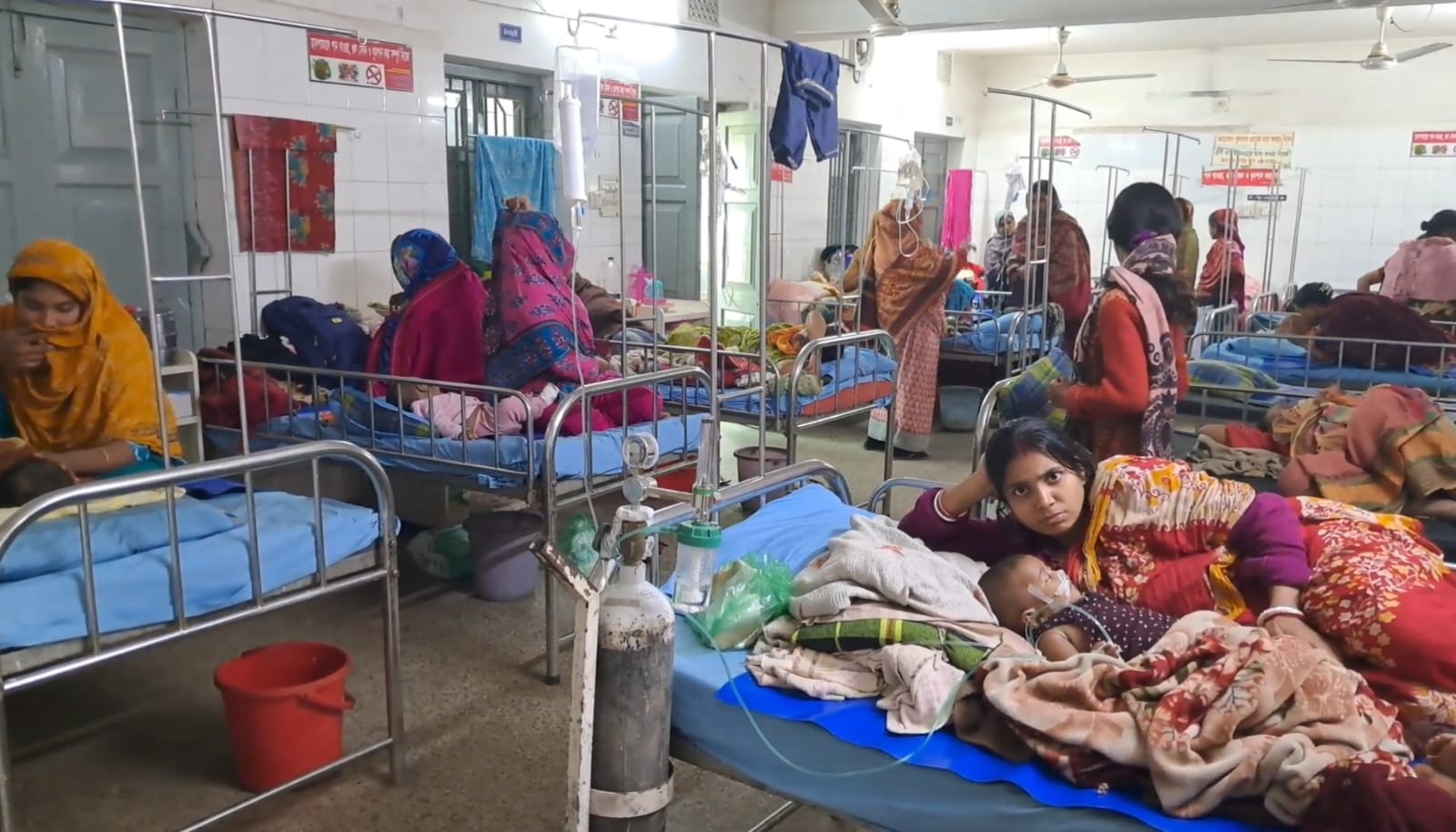 ফরিদপুরের হাসপাতালগুলোতে বাড়ছে শীতজনিত রোগীর সংখ্যা