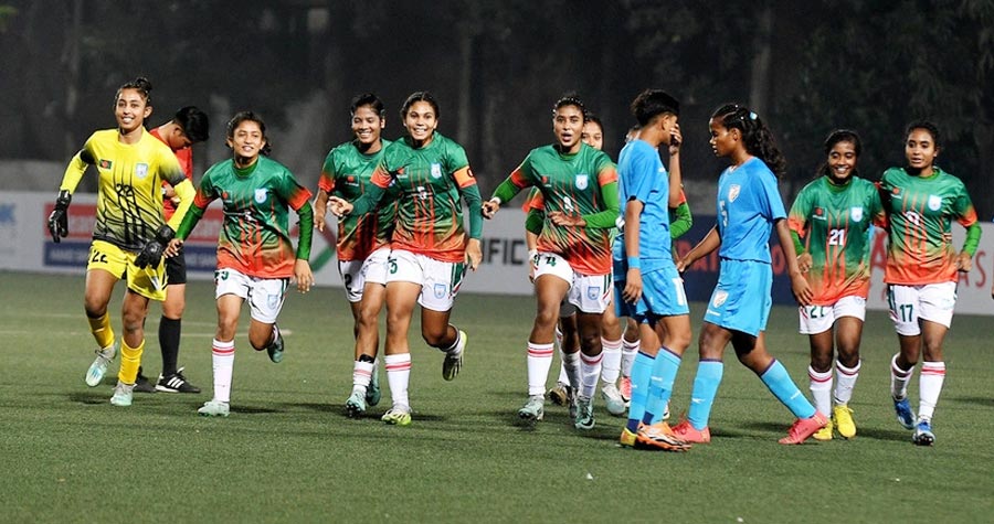 ভারতকে হারিয়ে সাফ অনূর্ধ্ব-১৯ নারী চ্যাম্পিয়নশিপের ফাইনালে বাংলাদেশ