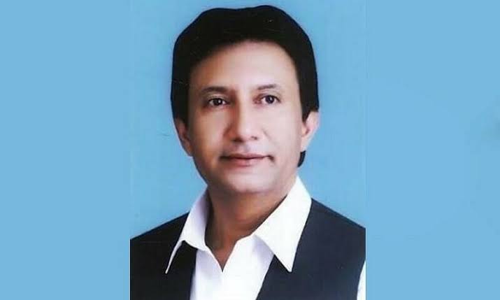 পাকিস্তানে পিটিআই এর এক নেতাকে সোমবার গুলি করে হত্যা করা হয়েছে