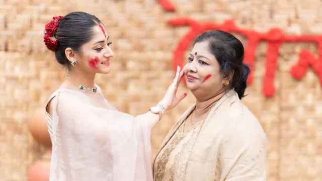 ঢালিউডের জনপ্রিয় চিত্রনায়িকা পূজা চেরির মা ঝর্ণা রায় আর নেই