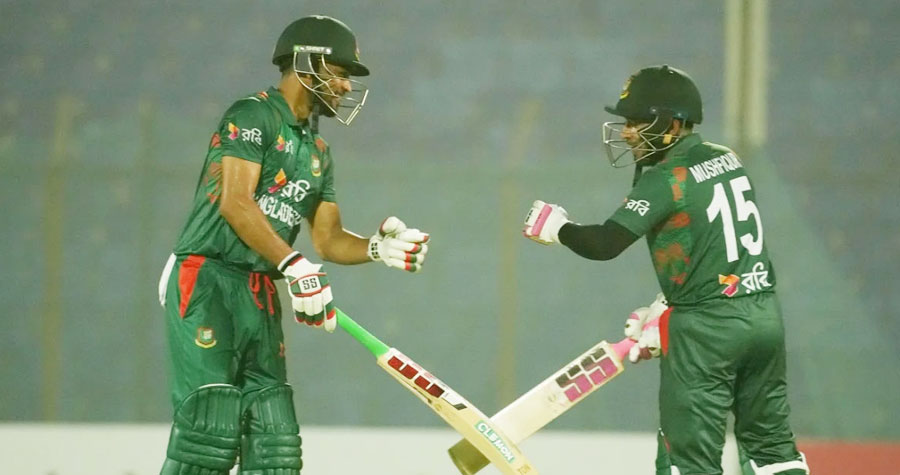 তিন ম্যাচের ওয়ানডে সিরিজের প্রথম ম্যাচে বড় জয় পেয়েছে বাংলাদেশ