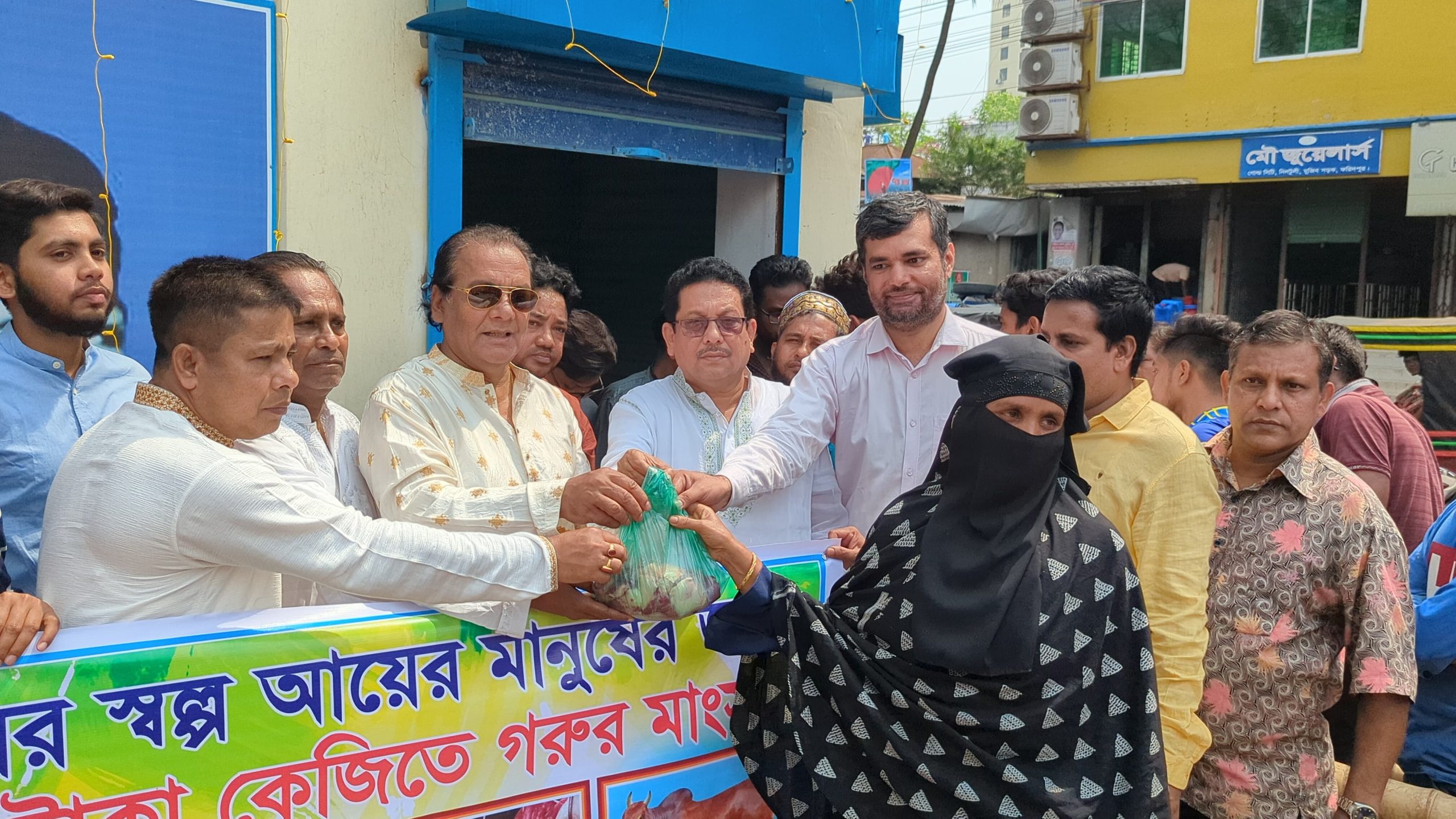ফরিদপুরে পুরো রমজান মাস জুড়ে ৫০০ টাকায়  গরুর গোস্ত বিক্রি হবে