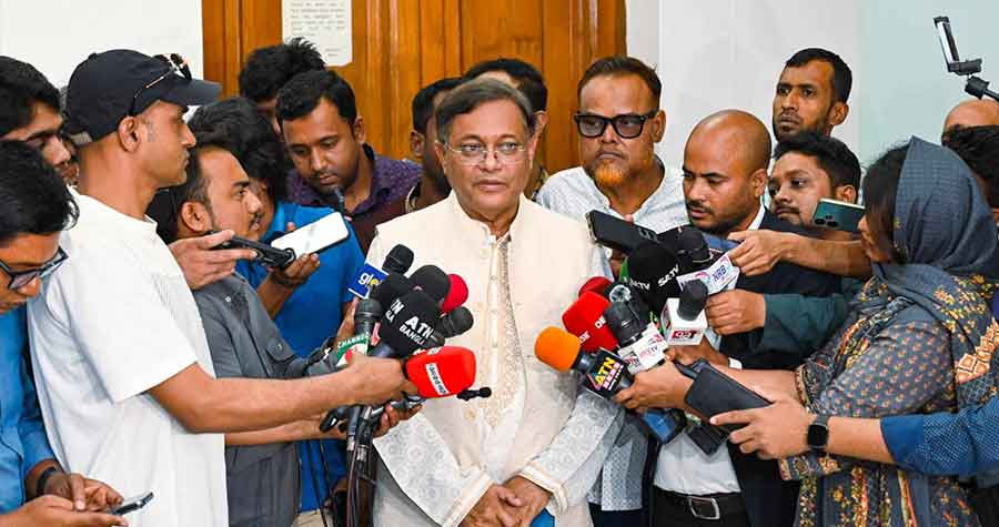 আমাদের লক্ষ্য জলদস্যুদের কবলে পড়া জাহাজ এমভি আব্দুল্লাহ ও নাবিকদের বিপদমুক্ত করা: পররাষ্ট্রমন্ত্রী
