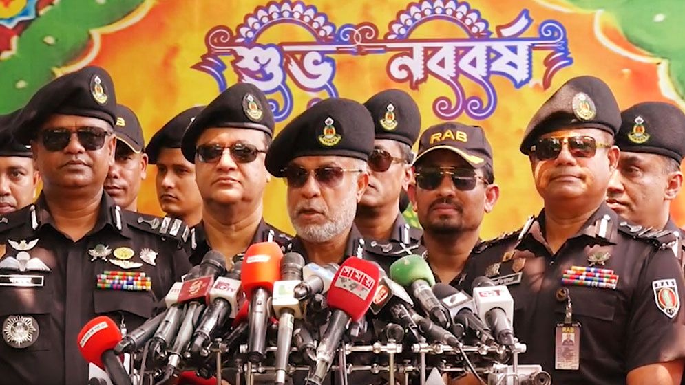পহেলা বৈশাখের অনুষ্ঠানে নাশকতা বা হামলা মোকাবিলায় প্রস্তুত রয়েছে র্যাবের স্পেশাল কমান্ডো টিম