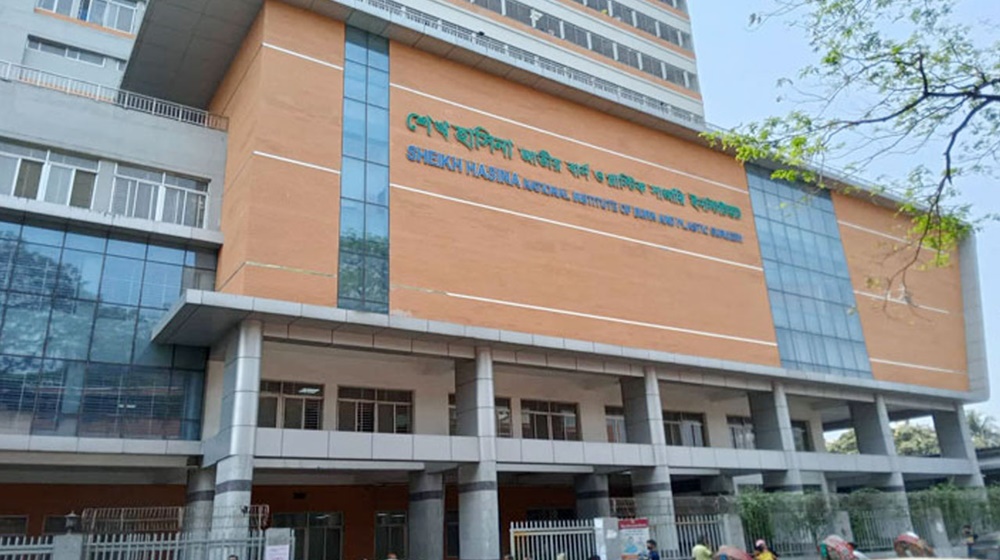 রাজধানীতে গ্যাস গ্যাস সিলিন্ডার বিস্ফোরণে নারী-শিশুসহ একই পরিবারের ৬ জন দগ্ধ