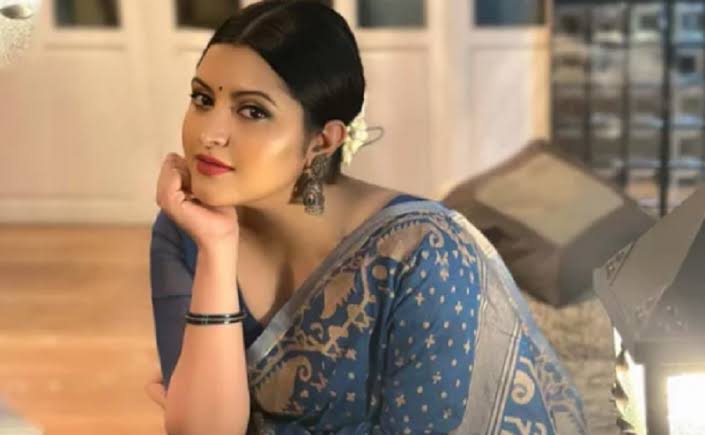 পরীমণি ও জিমিকে আদালতে হাজির হতে সমন জারি