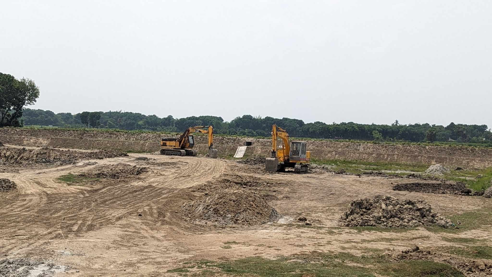 ফরিদপুরের শ্যামসুন্দরপুর মধু গাইরার বিলে বাস্তবায়ন হচ্ছে হাঁস, মৎস্য খামার
