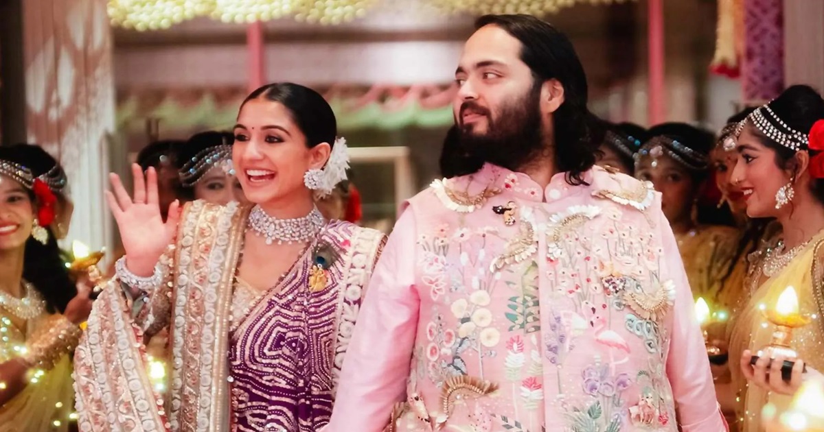 অনন্ত–রাধিকার বিয়েতে ৫ হাজার কোটি টাকার বেশি খরচ করেছেন মুকেশ আম্বানি