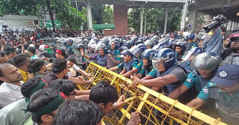 কোটা আন্দোলনকারীদের বিরুদ্ধে পুলিশের মামলা