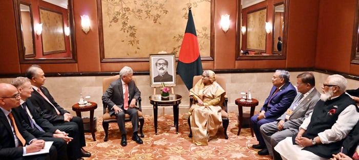 বাংলাদেশের জন্য ঋণের সুদের হার আরও কমানোর জন্য এআইআইবিকে অনুরোধ