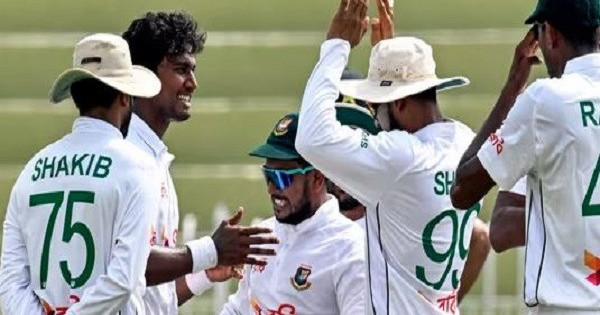 পাকিস্তানের বিপক্ষে টেস্ট ক্রিকেটে প্রথম ঐতিহাসিক জয়ের ইতিহাস তৈরি করলো বাংলাদেশ