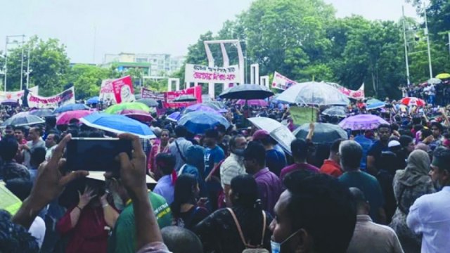 রোববার থেকে অনির্দিষ্টকালের জন্য ‘সর্বাত্মক অসহযোগ’ আন্দোলনের ডাক দিয়েছে বৈষম্যবিরোধী ছাত্র আন্দোলন