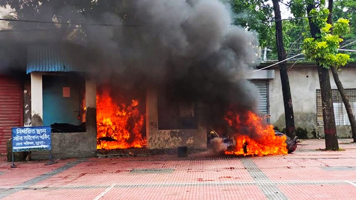 সারাদেশে হামলা-সংঘর্ষ-অগ্নিসংযোগ, নিহত আরও ১২৫