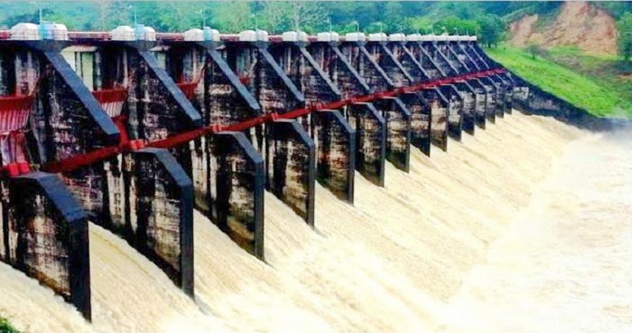 কাপ্তাই বাঁধের ১৬টি জলকপাট খুলে দেওয়া হয়েছে