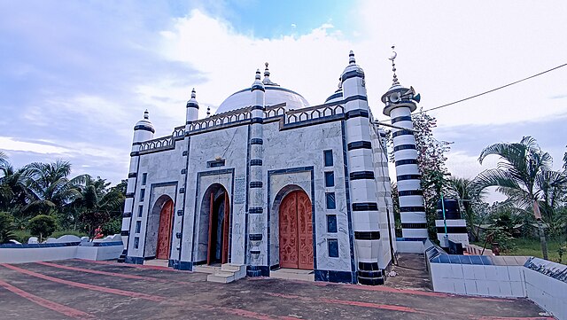 আজকের নামাজের সময়সূচি ৫ আগস্ট
