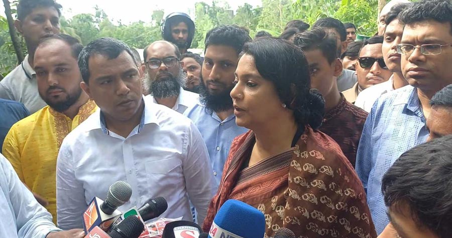 পানি ছাড়ার আগে যেন বাংলাদেশকে জানানো হয়, ভারতের কাছে বার্তা পৌঁছানো হবে: পরিবেশ ও পানি উপদেষ্টা