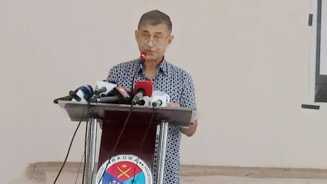 সশস্ত্র বাহিনীকে ছাত্র-জনতার মুখোমুখি দাঁড় না করানোর আহ্বান সাবেক সেনা কর্মকর্তাদের