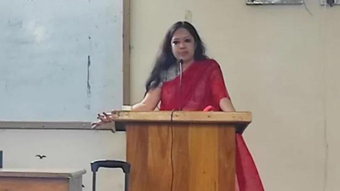 শেখ হাসিনা কিন্তু এখনও প্রধানমন্ত্রী: রুমিন ফারহানা