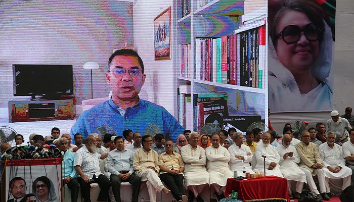 কিছু বিষয় চাপিয়ে দিতে চাইছে সরকার: তারেক রহমান