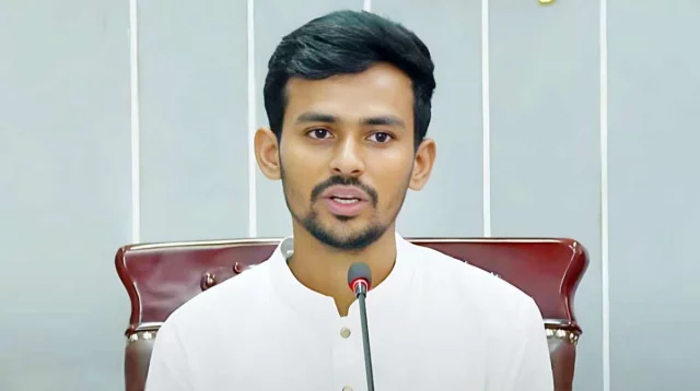 সচিবালয়ে অগ্নিকাণ্ডে ৫ মন্ত্রণালয়ের নথি পুড়ে গেছে: আসিফ মাহমুদ