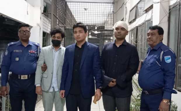গাড়িচাপায় বুয়েট শিক্ষার্থী নিহত হওয়ার ঘটনায় তিন আসামির দুই দিনের রিমান্ড
