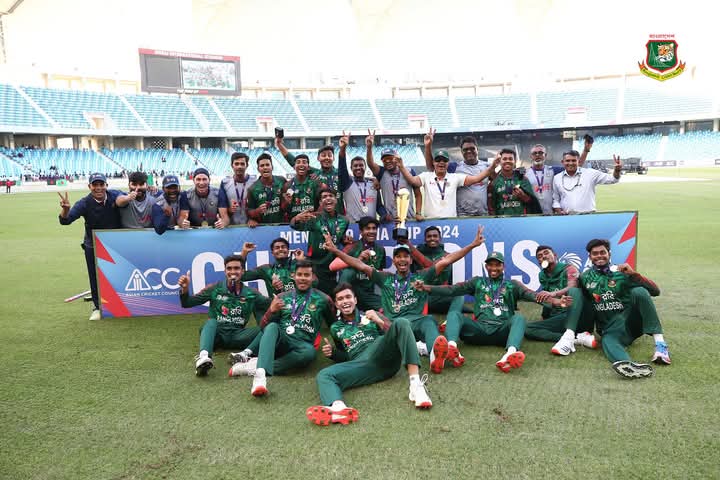অনূর্ধ্ব-১৯ এশিয়া কাপে টানা দ্বিতীয়বার জিতে শিরোপা ধরে রেখেছে বাংলাদেশ