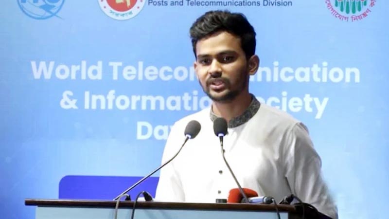 ইন্টারনেট দাম কমানোর উদ্যোগ নিয়েছে সরকার: উপদেষ্টা আসিফ মাহমুদ সজীব ভূঁইয়া