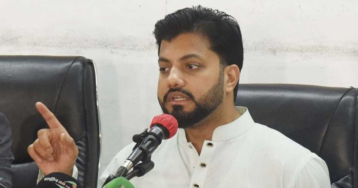 যতক্ষণ ‘প্রয়োজন’, নেতাকর্মীদের ততক্ষণ রাজপথে থাকার নির্দেশ দিয়েছেন: বিএনপি নেতা ইশরাক হোসেন