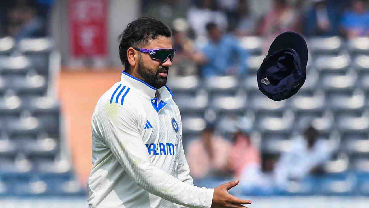 টেস্ট ক্রিকেট থেকেও অবসর ঘোষণা দিলেন রোহিত শর্মা