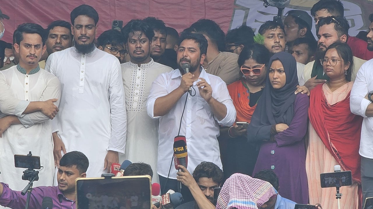 গোপালগঞ্জ ডেভিলদের আখড়া: ফরিদপুর থেকে নাহিদের সরাসরি চ্যালেঞ্জ!