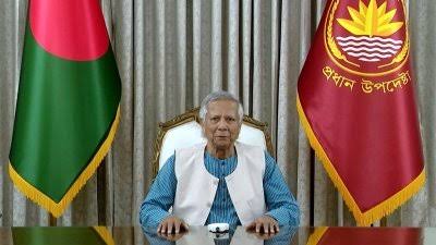 জাতির উদ্দেশে ভাষণ দিচ্ছেন প্রধান উপদেষ্টা