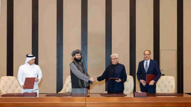 তাৎক্ষণিক যুদ্ধবিরতিতে সম্মত পাকিস্তান ও আফগানিস্তান