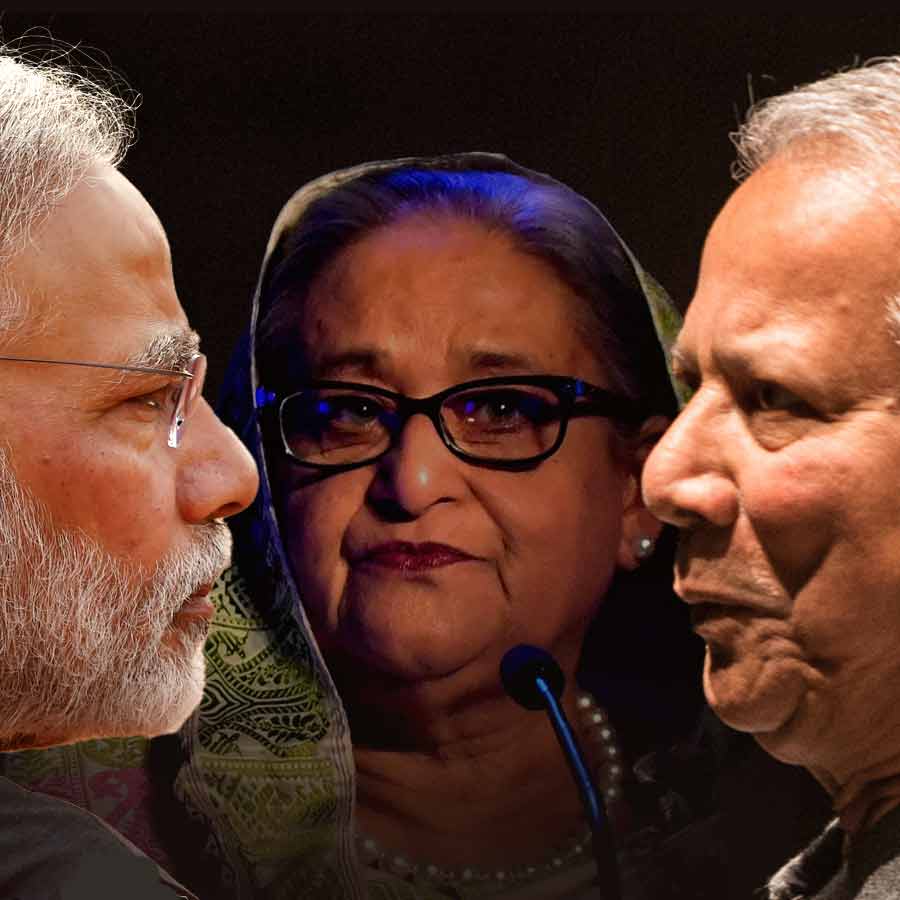 হাসিনাকে ফেরত চেয়ে পাঠানো চিঠির জবাব দিচ্ছে না ভারত