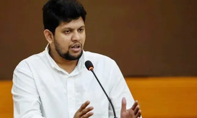 আমি এনসিপির অংশ হচ্ছি না: মাহফুজ আলম