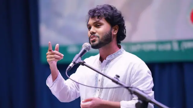 হাদির ব্রেইনে জটিল এক অপারেশনের প্রস্তুতি নিচ্ছেন ডাক্তাররা, শেষ চেষ্টা চলছে
