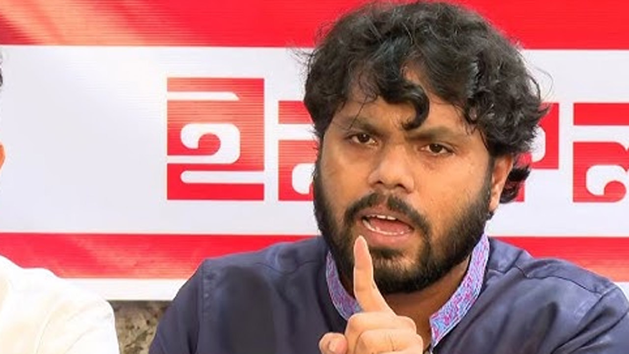 রাজনীতিতে সাম্প্রতিক সময়ে যে নামটি সবচেয়ে বেশি আলোচিত হয়েছে, তা হলো শরিফ ওসমান হাদী
