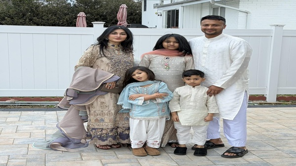 সাকিব জন্মদিনে ভক্ত-সমর্থকদের পাশাপাশি সতীর্থ ক্রিকেটারদের ভালোবাসায় ভাসছেন