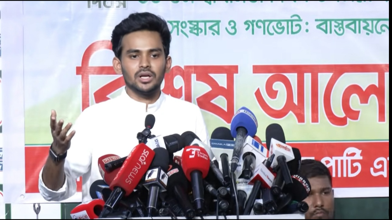 গণভোটের রায়কে না মানলে সরকারকে অবৈধ আখ্যায়িত করেরাজপথে নামার ঘোষণা এনসিপির