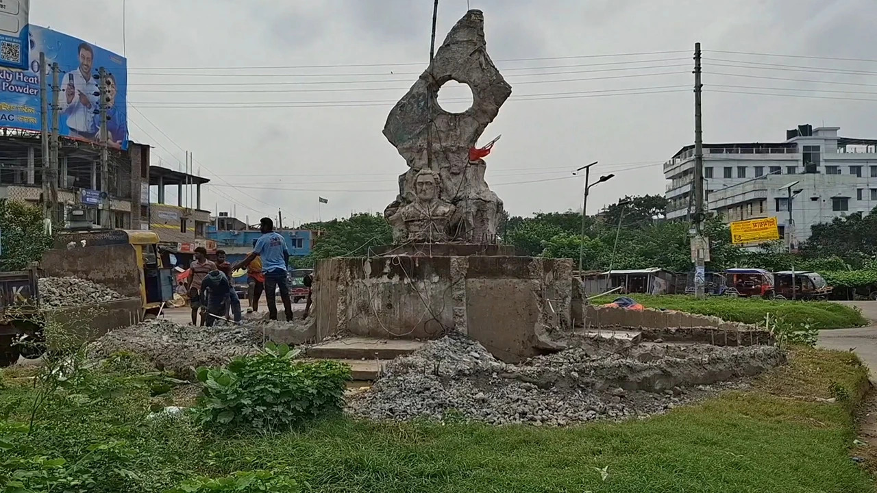 বীরশ্রেষ্ঠ হামিদুর রহমানের নামে তৈরি সেই ভাস্কর্য অপসারণের কারণ জানা গেলো