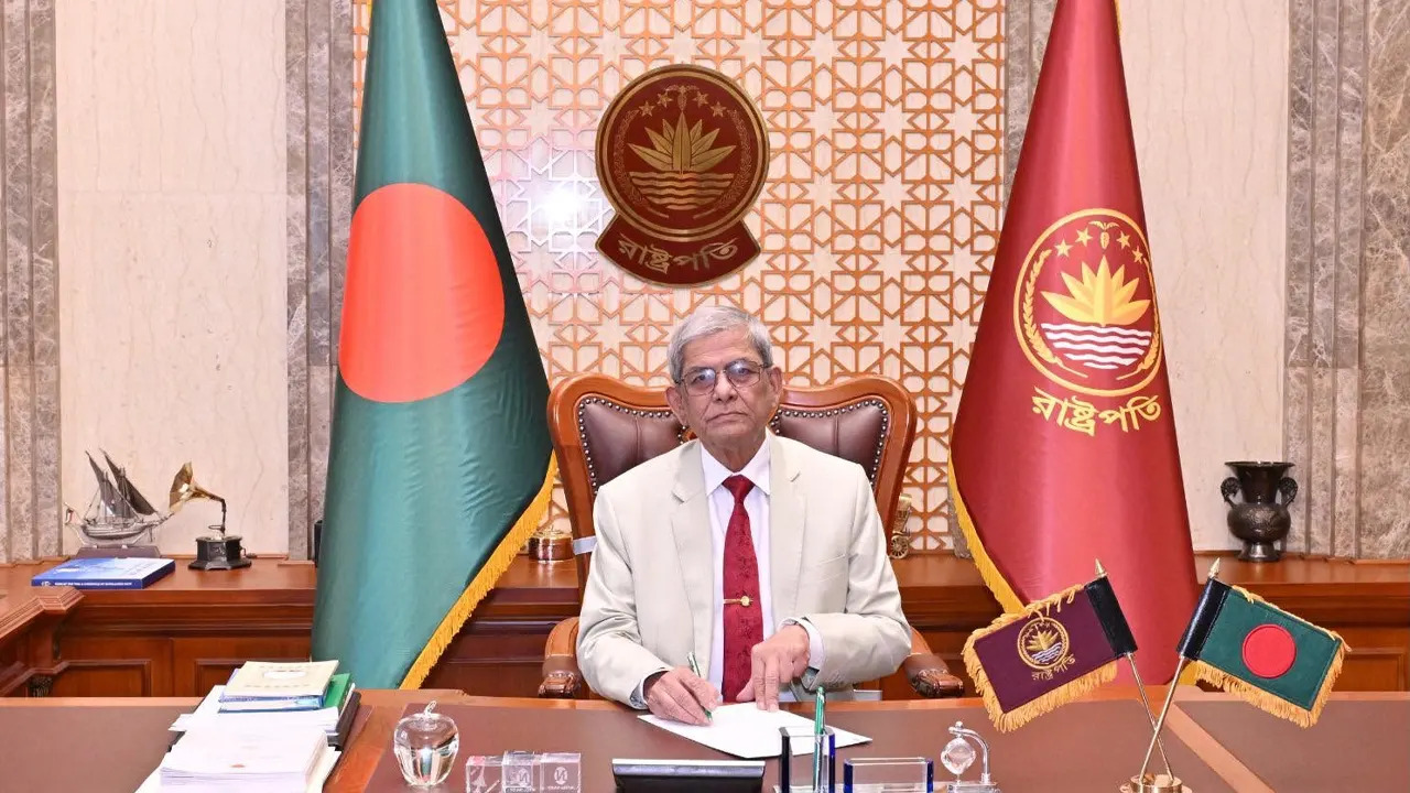 শারদীয় দুর্গাপূজা উপলক্ষে শুভেচ্ছা জানালেন রাষ্ট্রপতি
